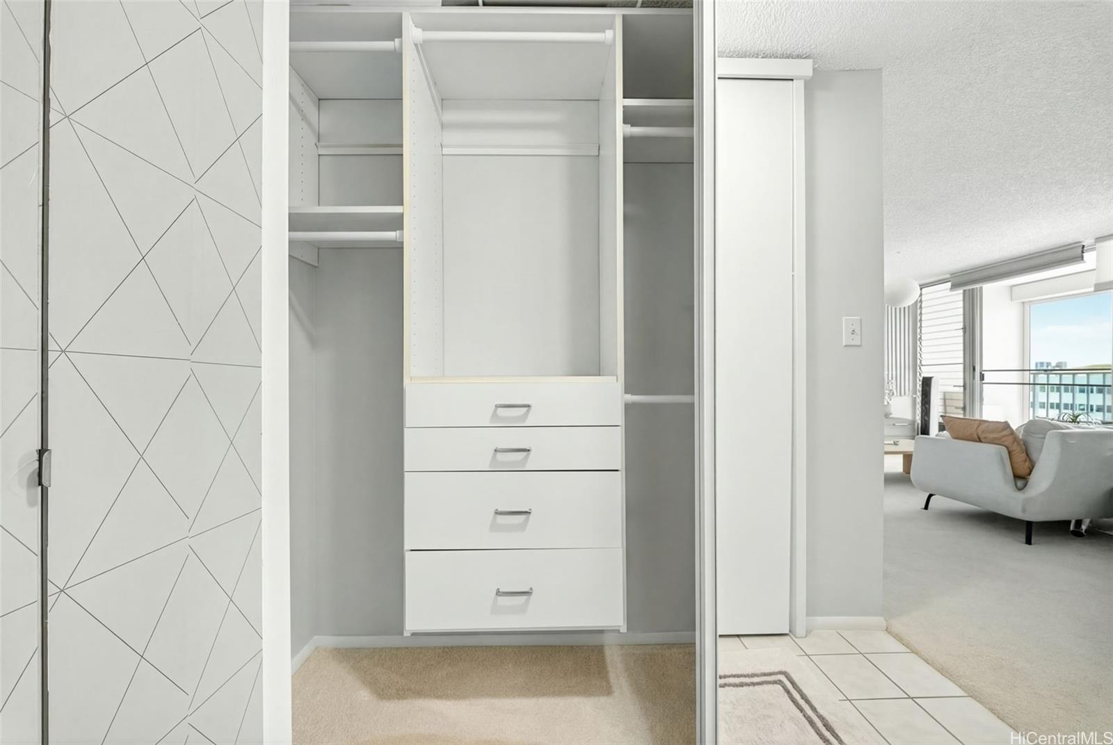 Dominis West condo # 1007, Honolulu, Hawaii - photo 9 of 24