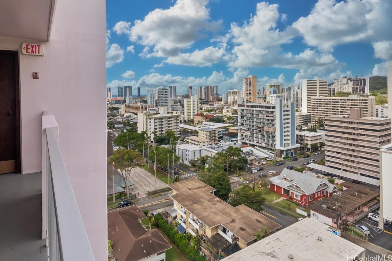 Dominis West condo # 1507, Honolulu, Hawaii - photo 16 of 25