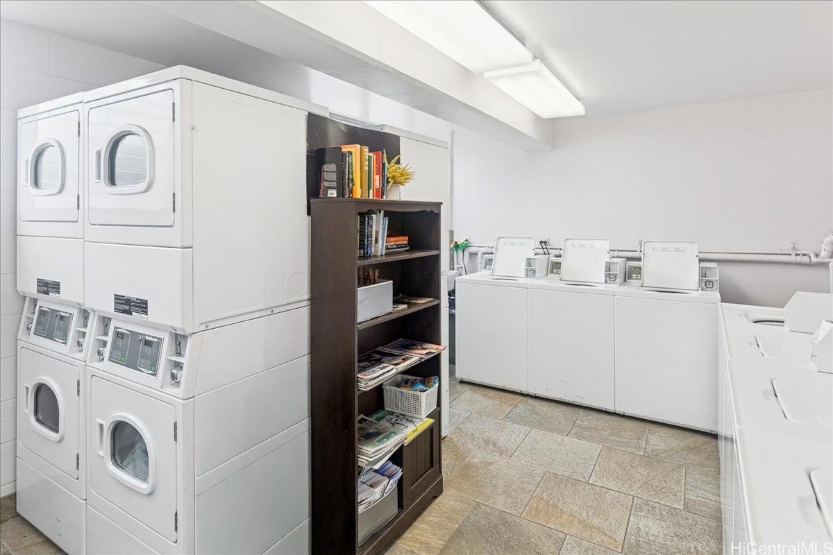 Dominis West condo # 1507, Honolulu, Hawaii - photo 19 of 25