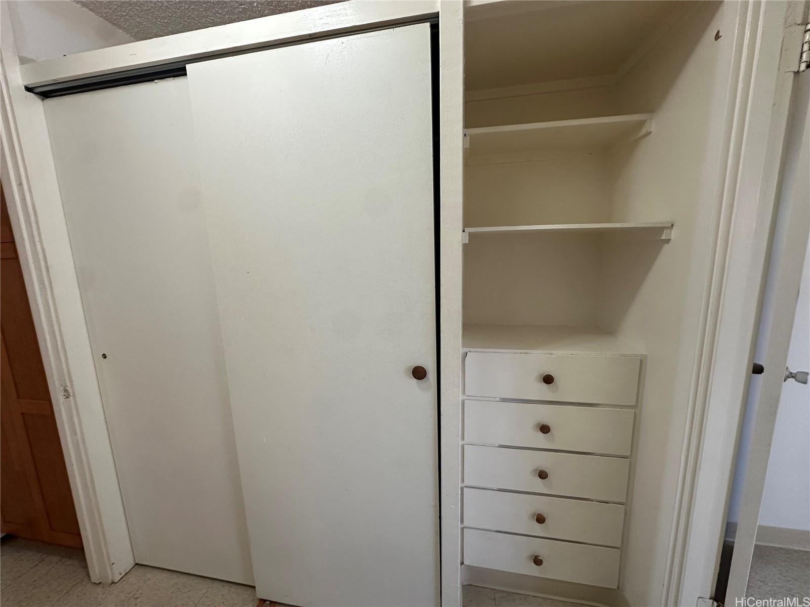 1419 Ernest St Honolulu - Rental - photo 8 of 9