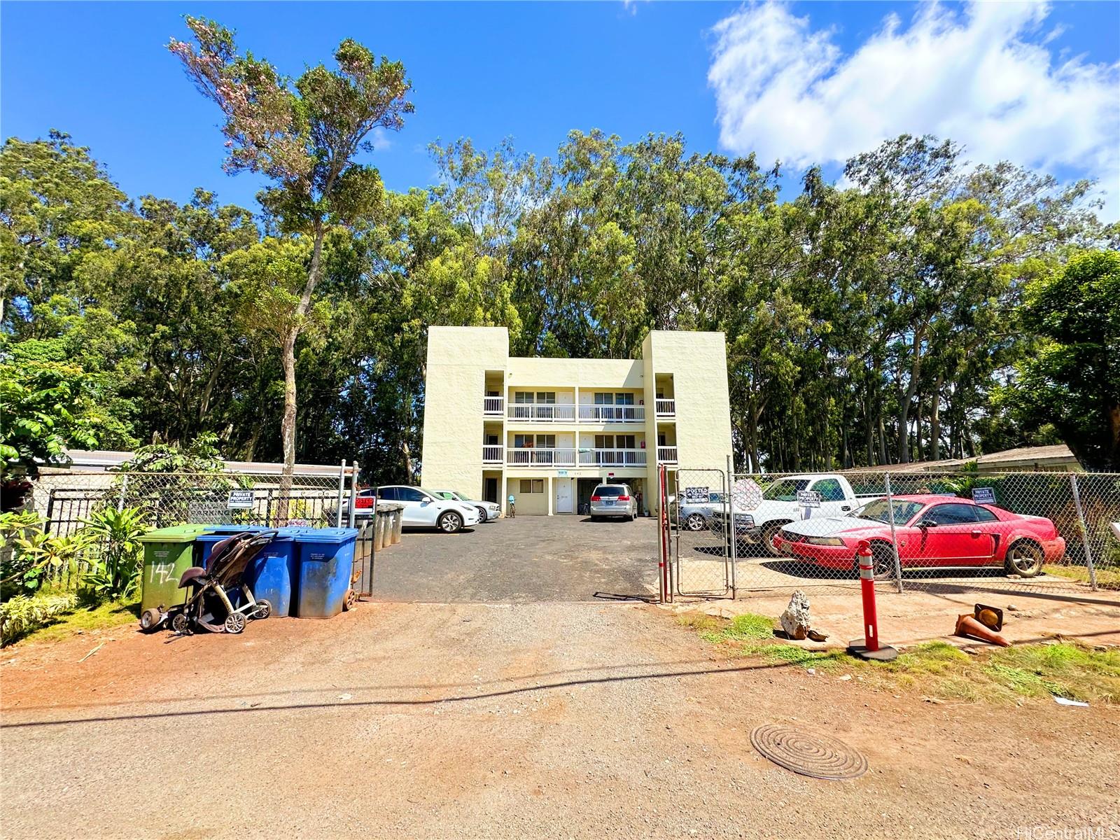 142 Lakeview Circle Wahiawa - Multi-family - photo 2 of 10