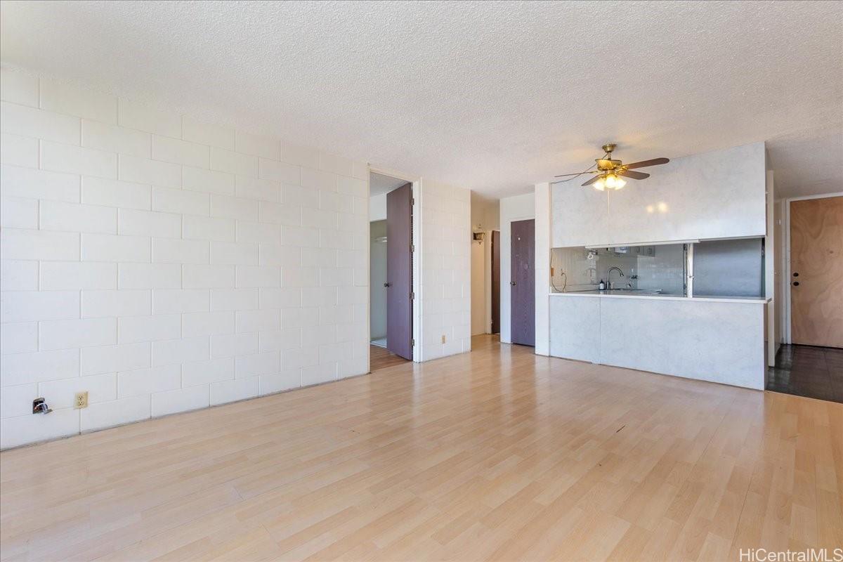 Victoria Towers condo # 1301, Honolulu, Hawaii - photo 5 of 20