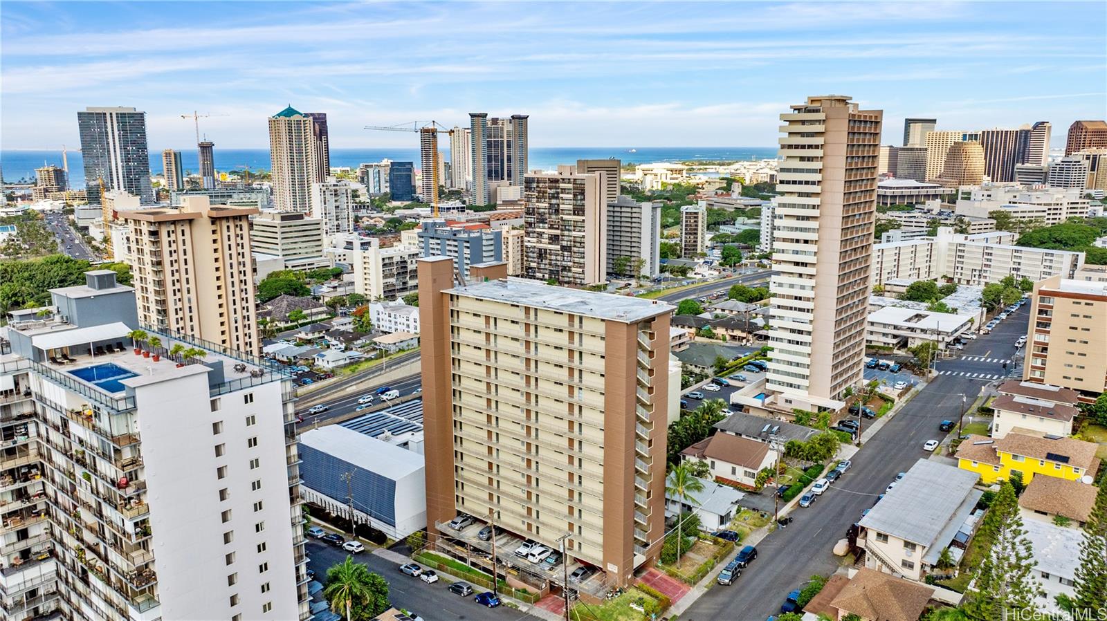 Victoria Towers condo # 1501, Honolulu, Hawaii - photo 21 of 22