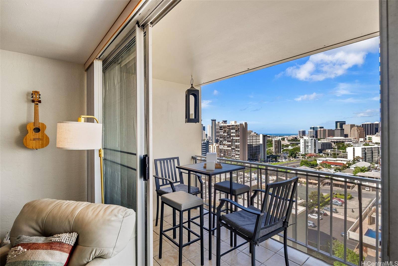 Victoria Towers condo # 1504, Honolulu, Hawaii - photo 18 of 23