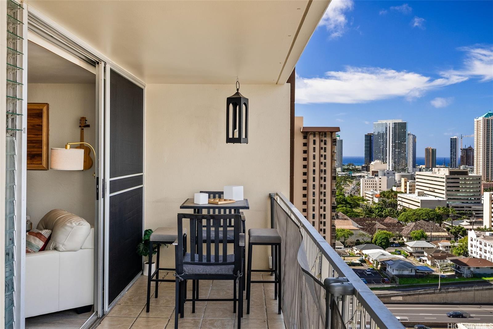 Victoria Towers condo # 1504, Honolulu, Hawaii - photo 22 of 23