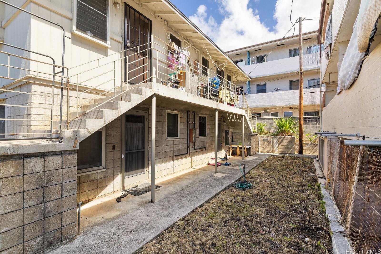 1420 Ward Ave Honolulu - Multi-family - photo 6 of 25