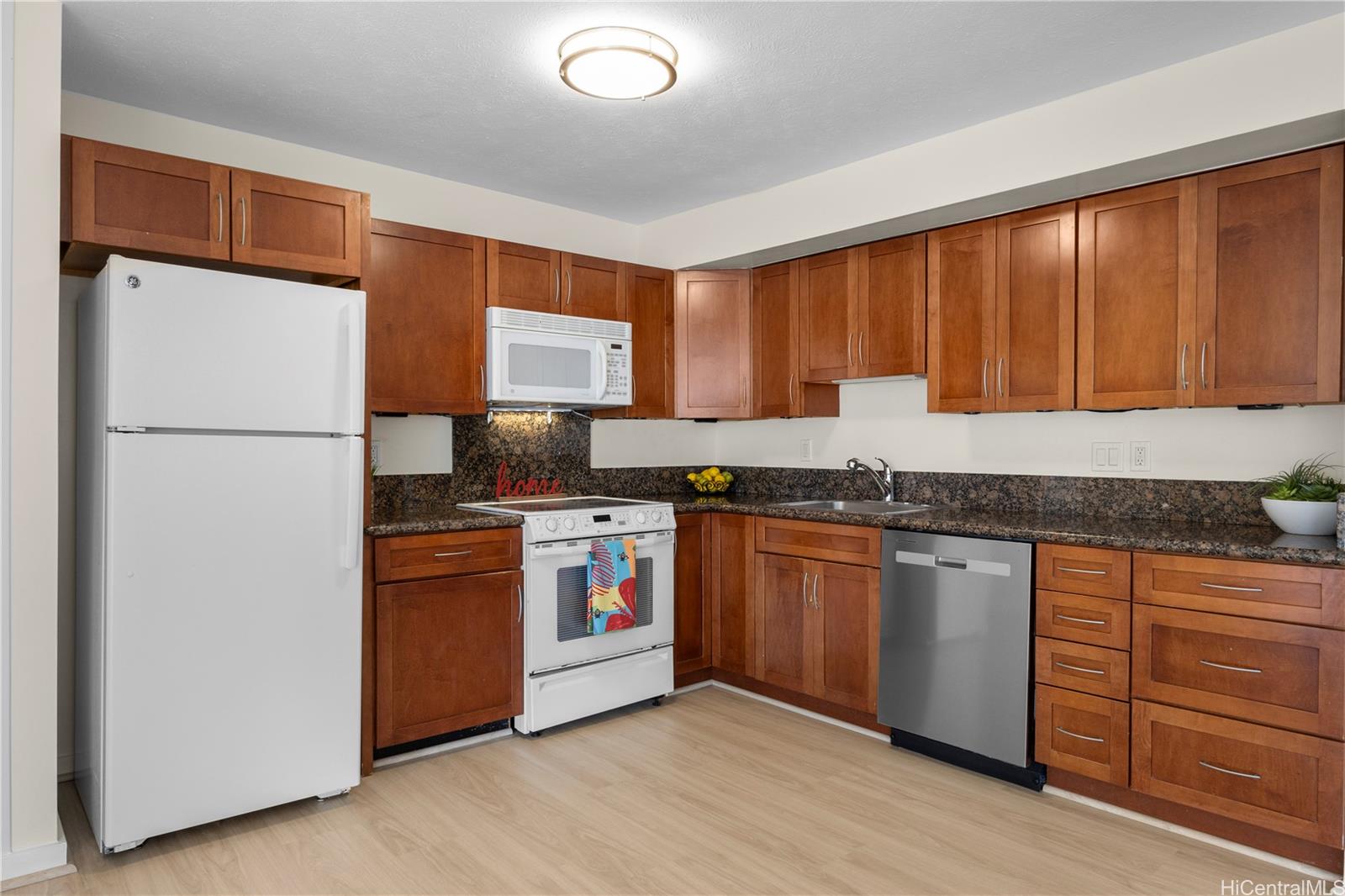 1422  Lekeona Street Keolu Hills, Kailua home - photo 15 of 25