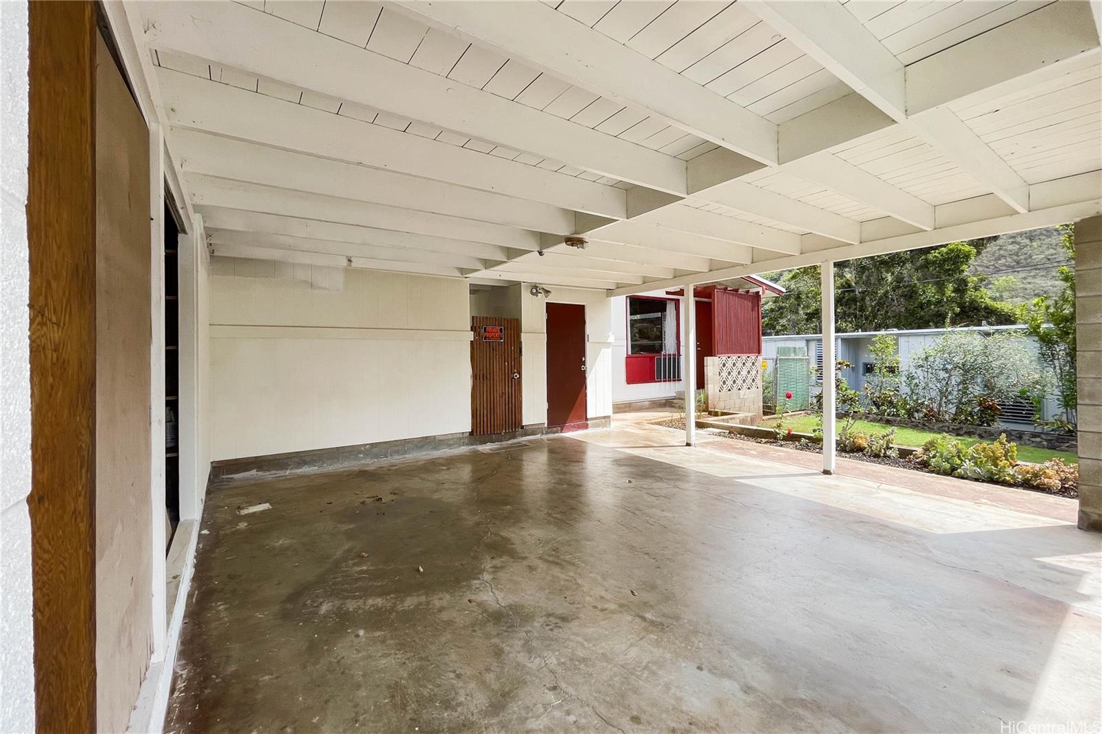 1424  Ala Hoku Place Moanalua Valley, Honolulu home - photo 21 of 25