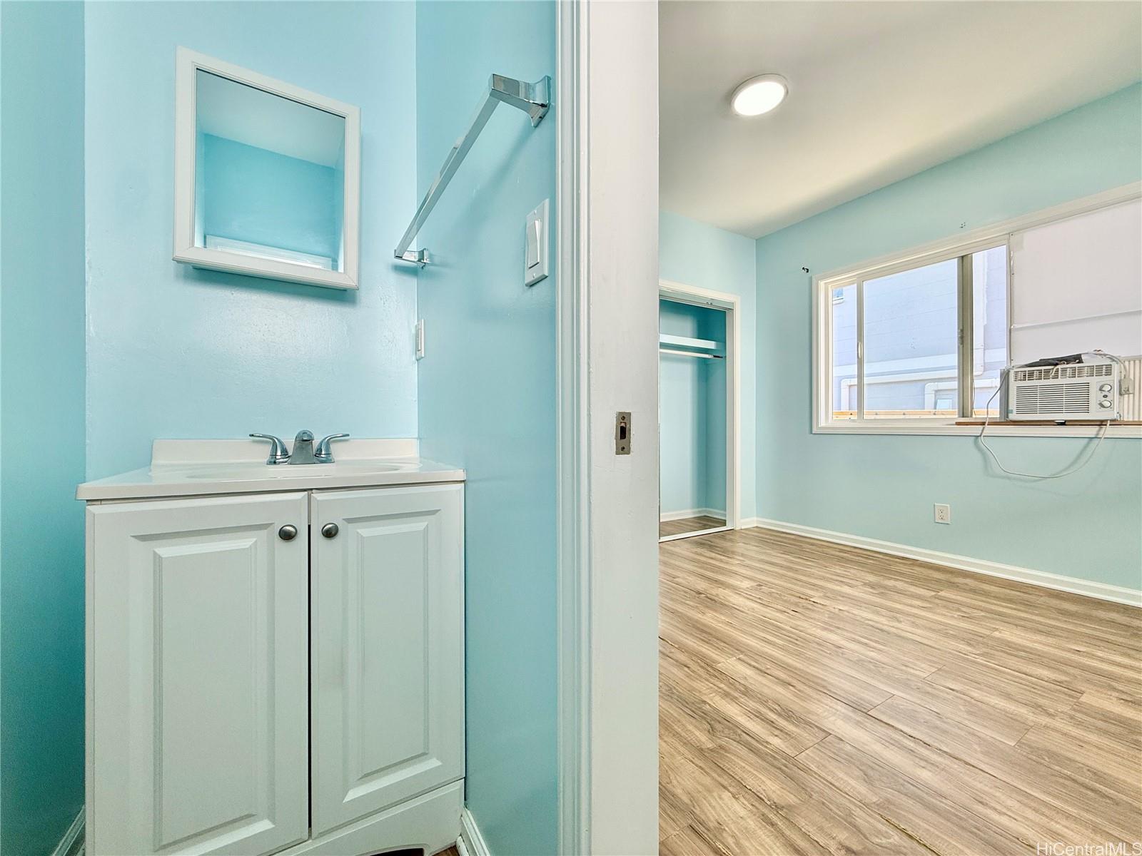 1424  Holelua Place Liliha, Honolulu home - photo 15 of 25