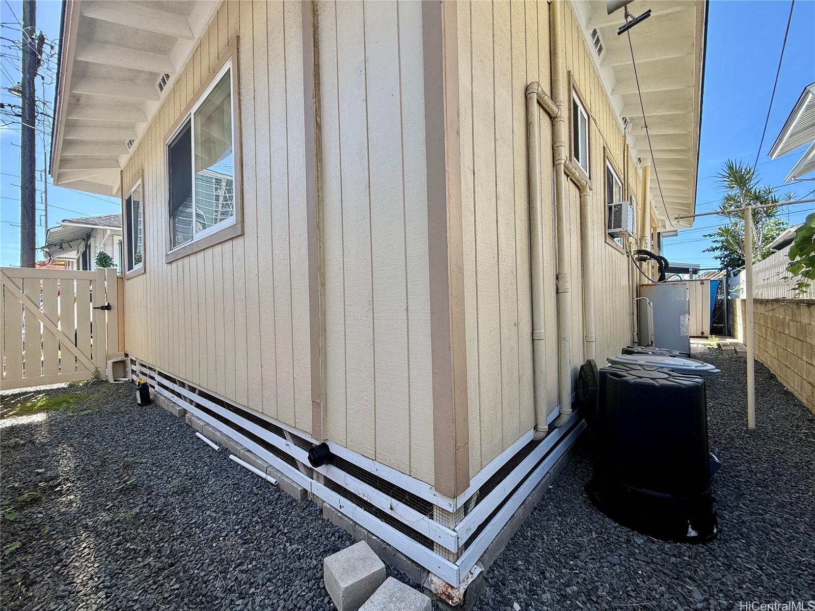 1424  Holelua Place Liliha, Honolulu home - photo 25 of 25