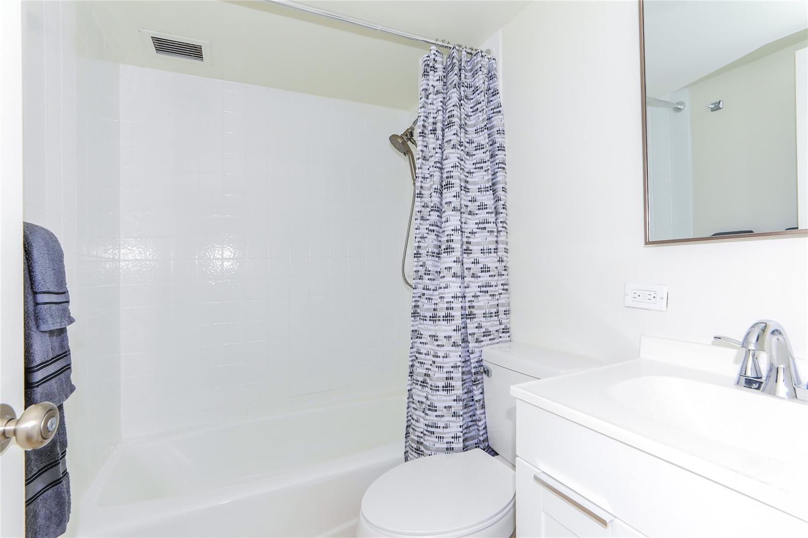 Liliha Square condo # 7F, Honolulu, Hawaii - photo 12 of 25