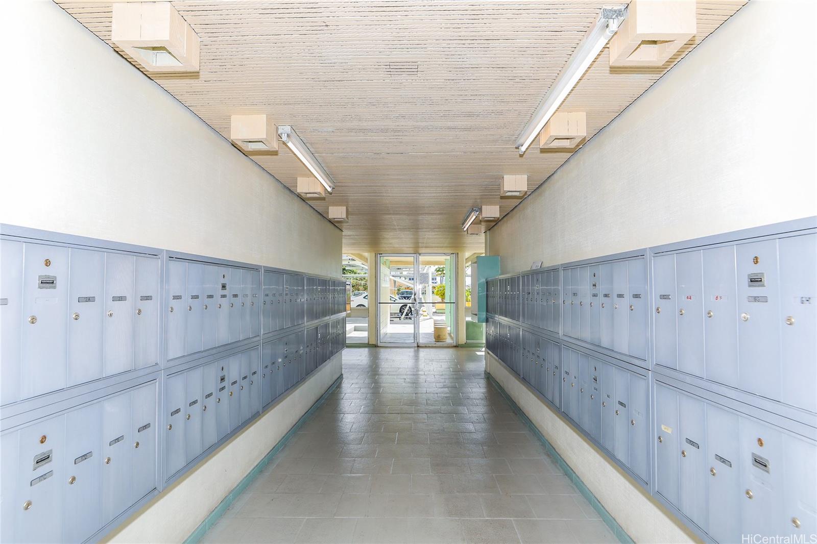 Liliha Square condo # 7F, Honolulu, Hawaii - photo 16 of 25