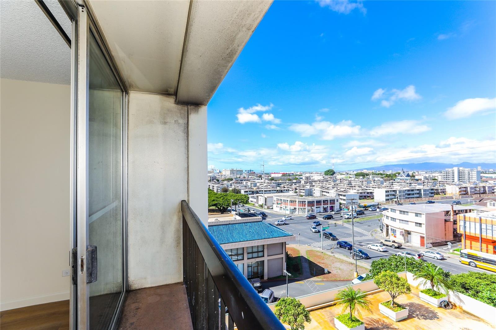 Liliha Square condo # 7F, Honolulu, Hawaii - photo 23 of 25