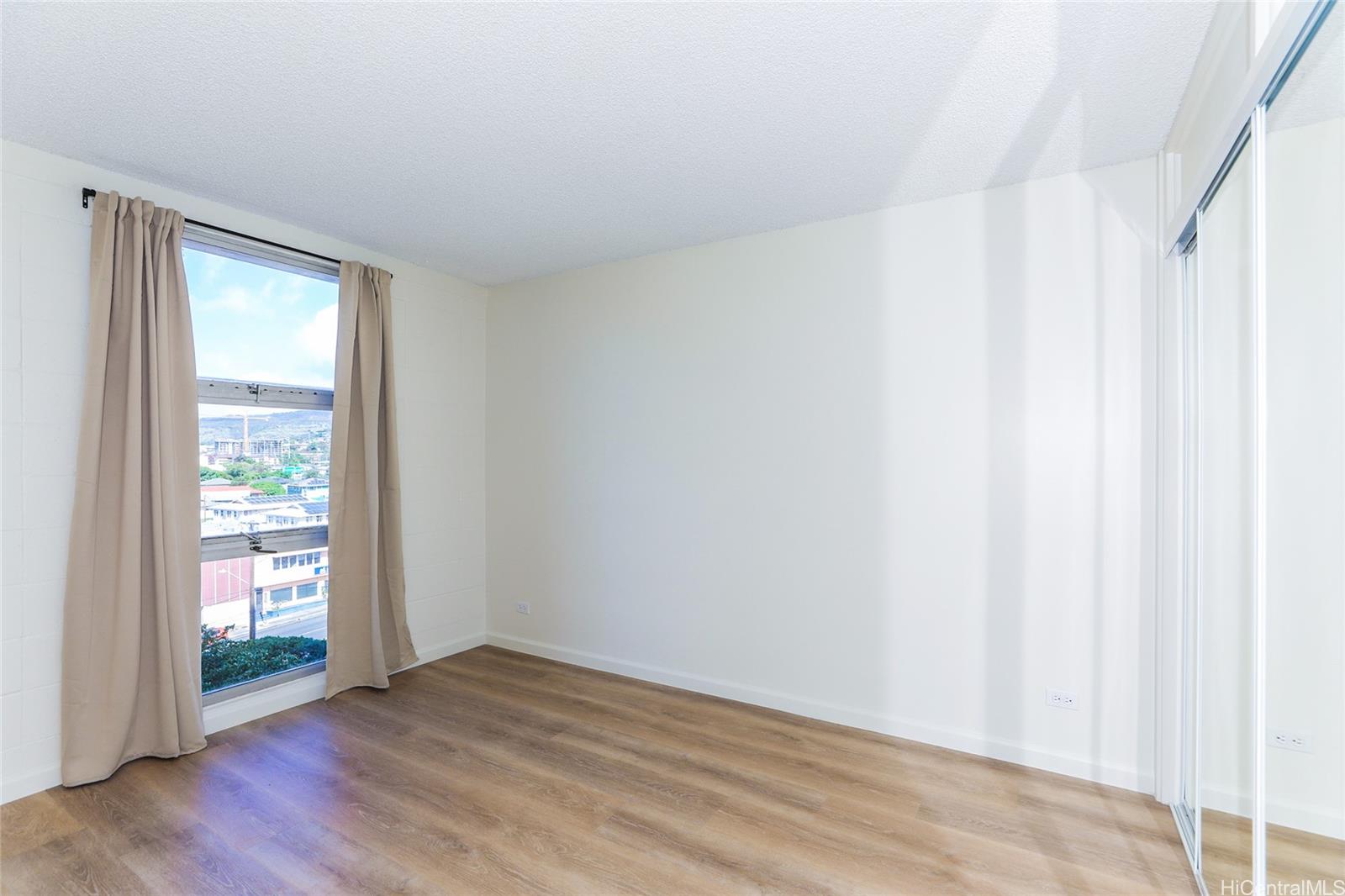 Liliha Square condo # 7F, Honolulu, Hawaii - photo 8 of 25