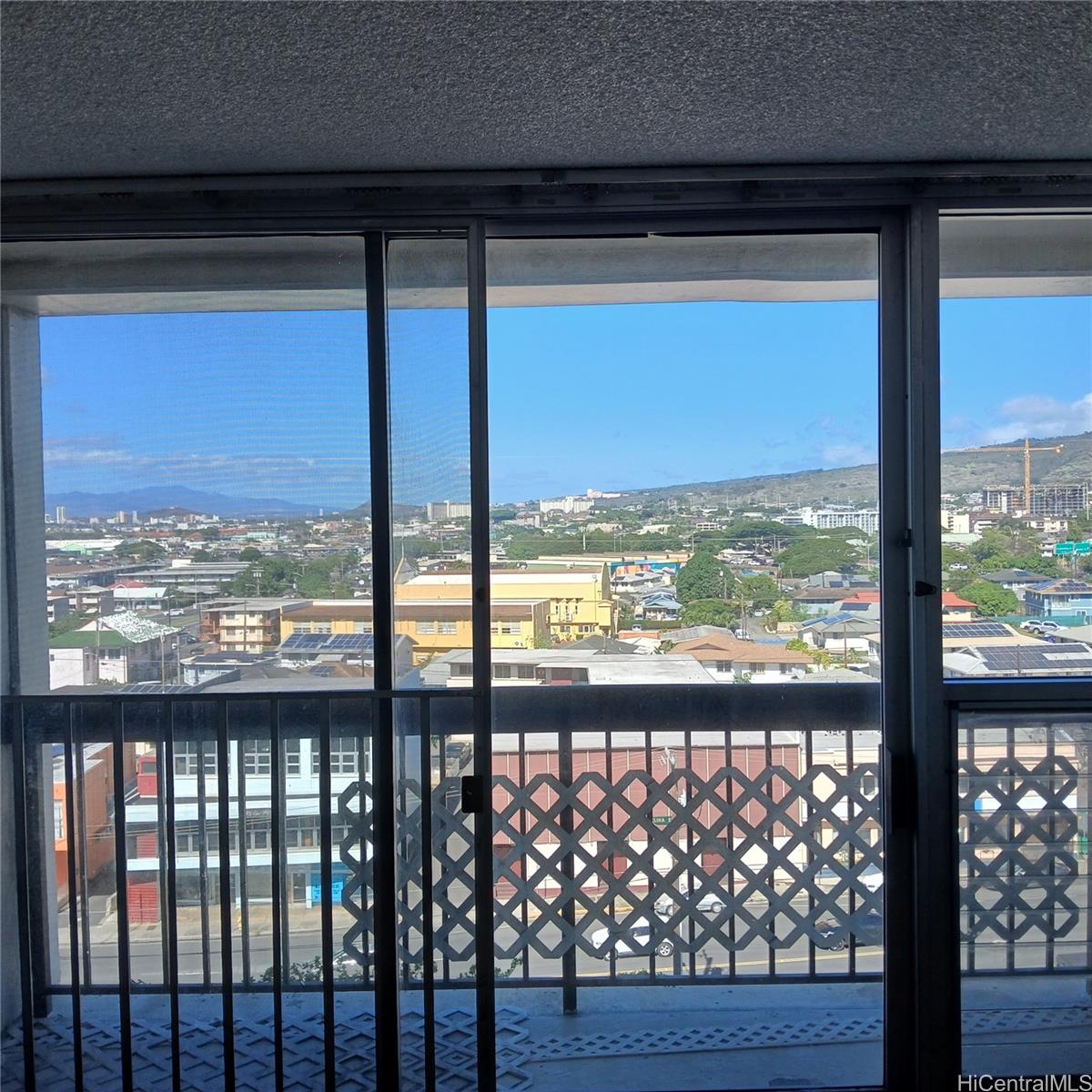 Liliha Square condo # 9H, Honolulu, Hawaii - photo 6 of 7