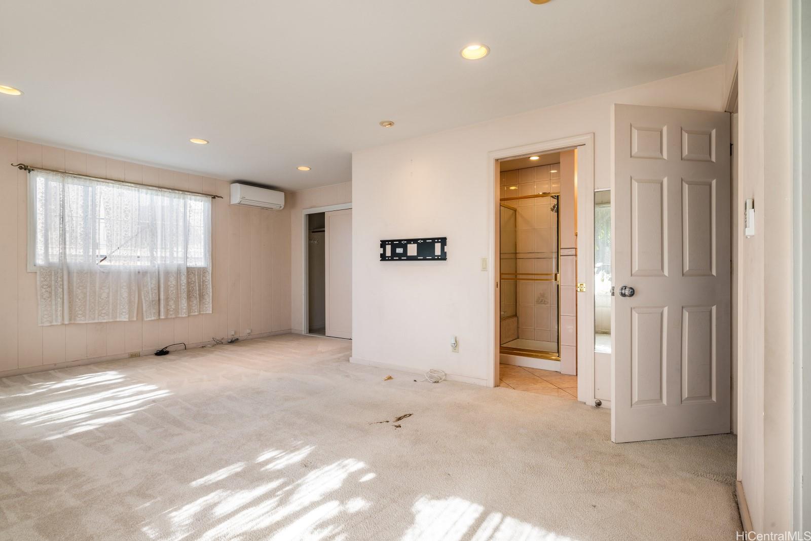 1425  Monte Cooke Place Kapalama, Honolulu home - photo 12 of 24