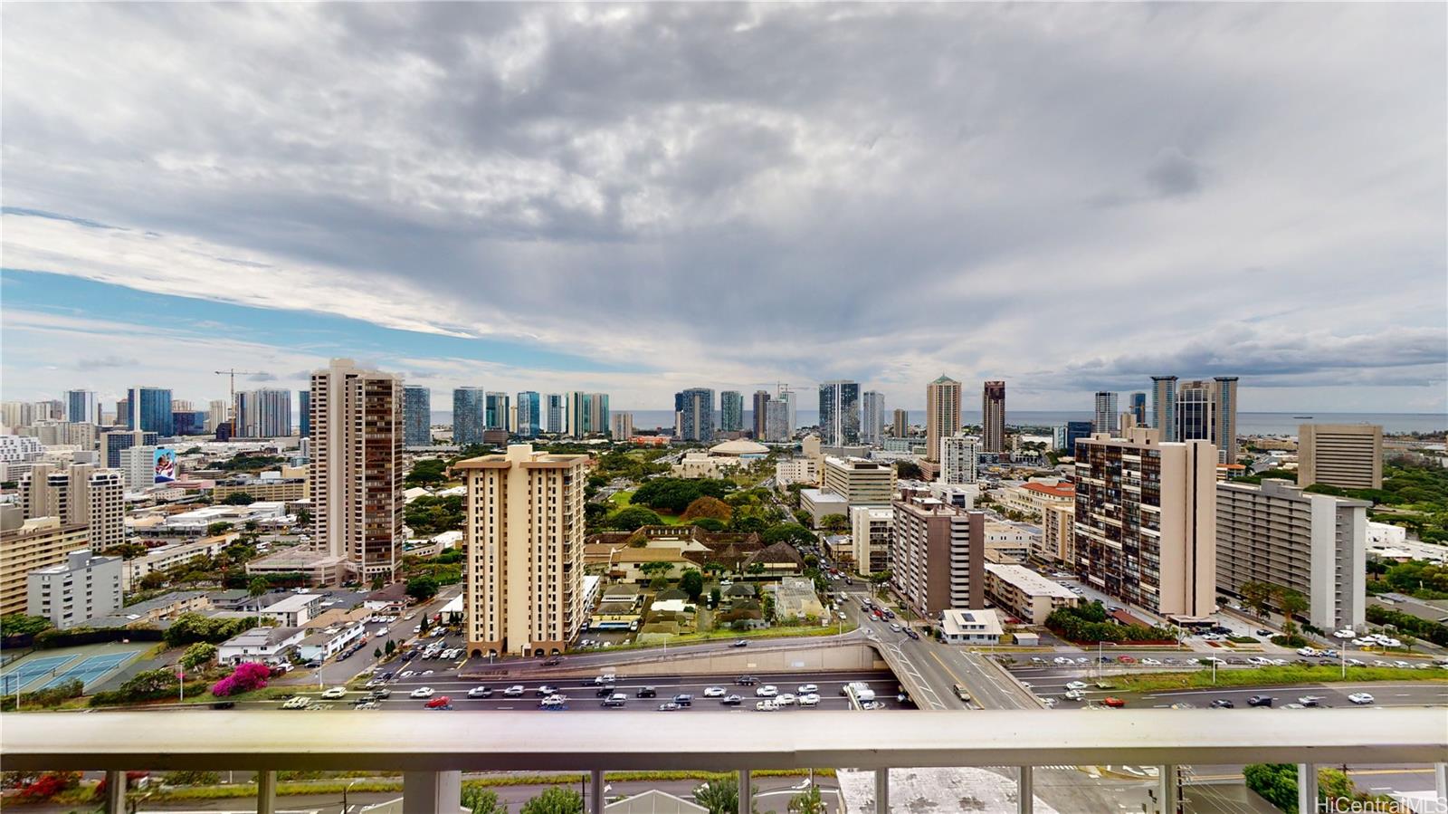 Academy Towers condo # 23E, Honolulu, Hawaii - photo 12 of 25
