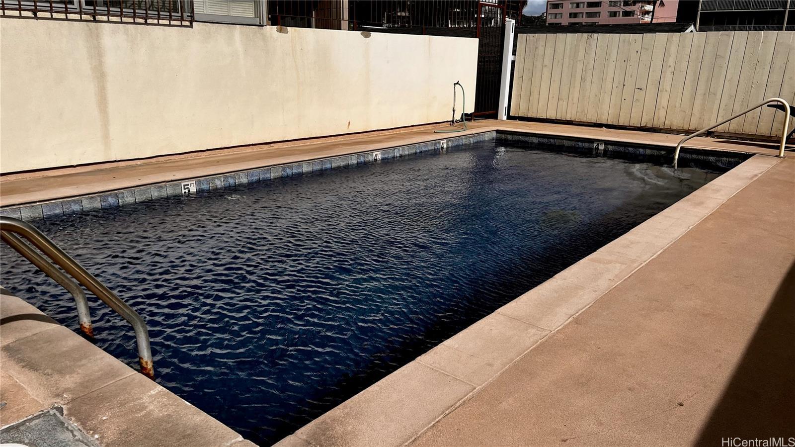 Academy Towers condo # 23E, Honolulu, Hawaii - photo 22 of 25