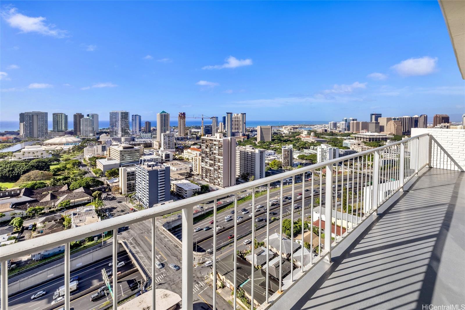 Academy Towers condo # RGW, Honolulu, Hawaii - photo 11 of 24