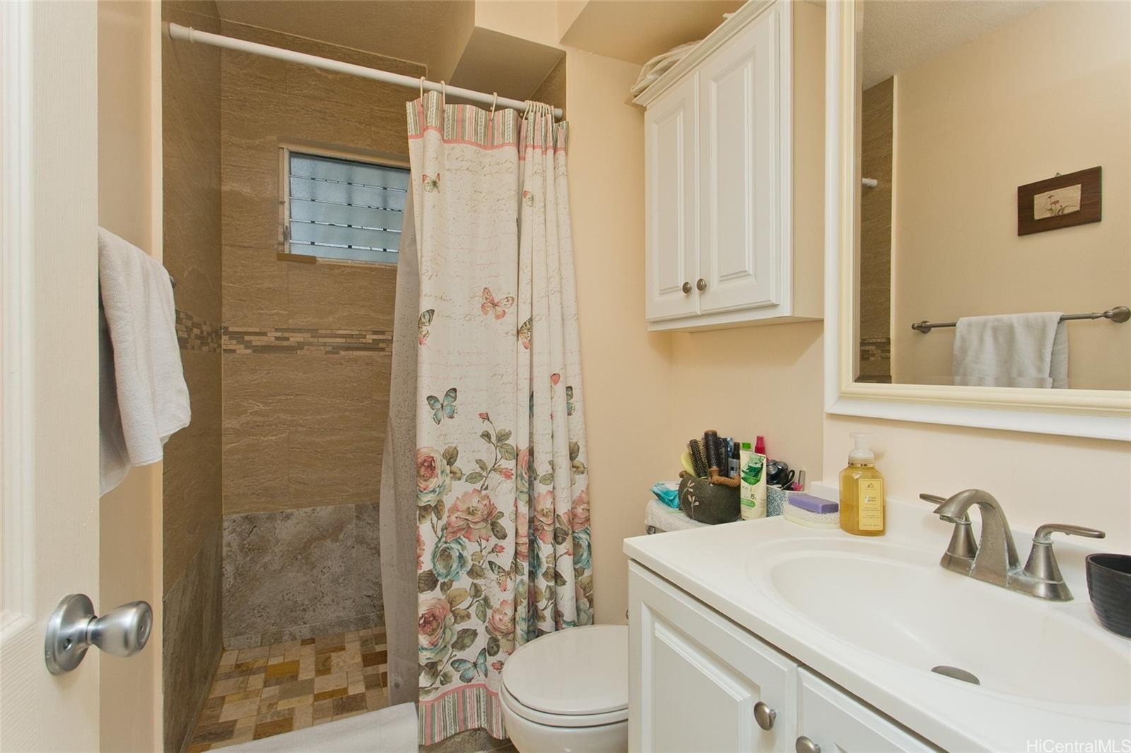 1426 Keeaumoku condo # B13, Honolulu, Hawaii - photo 7 of 12