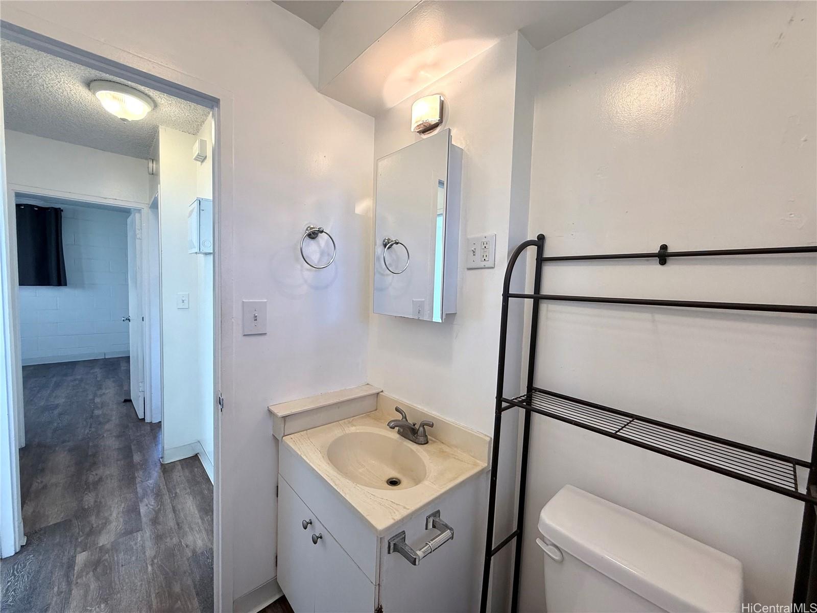 1426 Keeaumoku condo # B16, Honolulu, Hawaii - photo 11 of 18