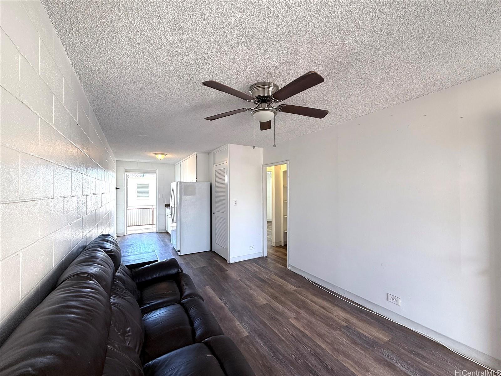 1426 Keeaumoku condo # B16, Honolulu, Hawaii - photo 3 of 18