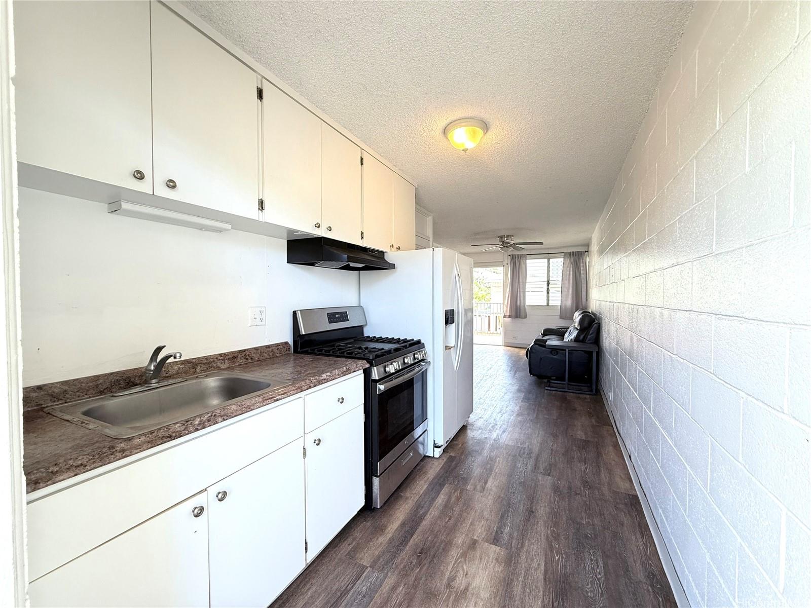 1426 Keeaumoku condo # B16, Honolulu, Hawaii - photo 5 of 18