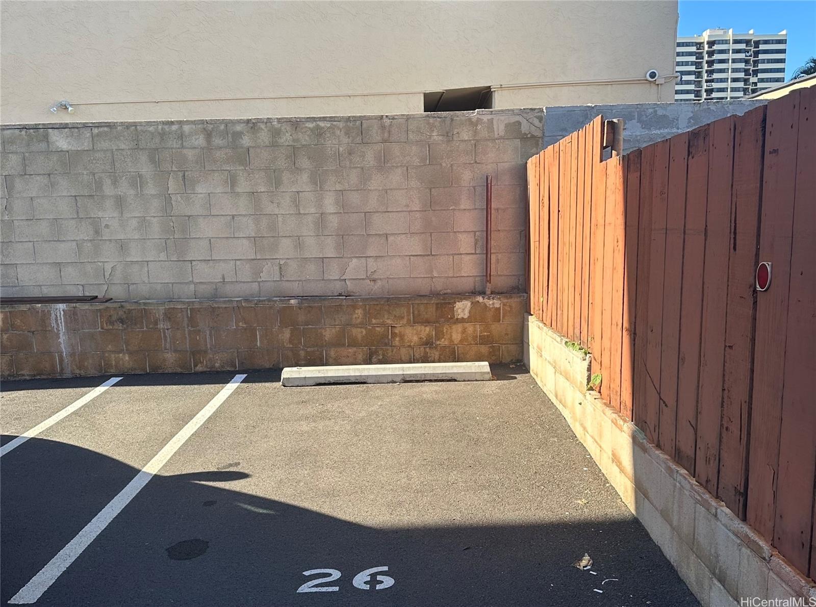 1426 Keeaumoku condo # C24, Honolulu, Hawaii - photo 13 of 14