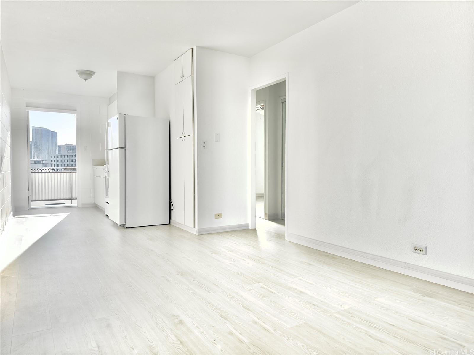 1426 Keeaumoku condo # C24, Honolulu, Hawaii - photo 3 of 14