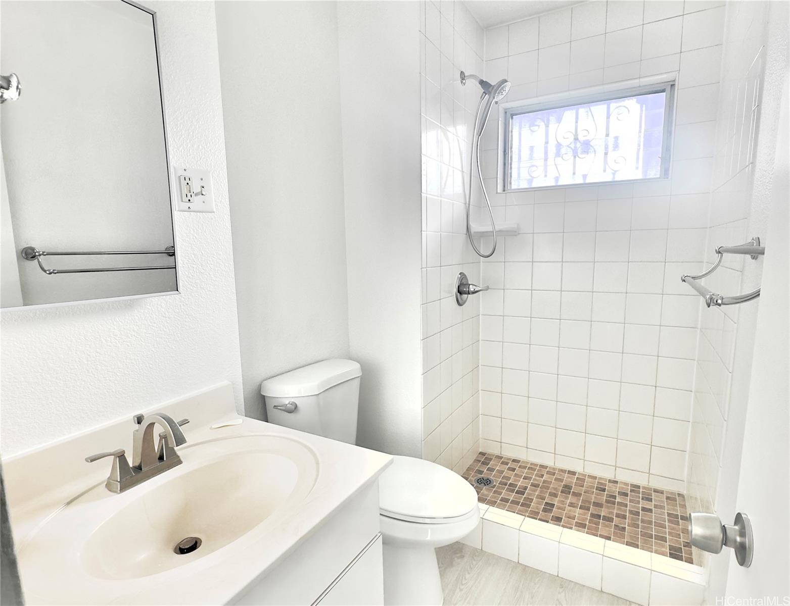 1426 Keeaumoku condo # C24, Honolulu, Hawaii - photo 7 of 14