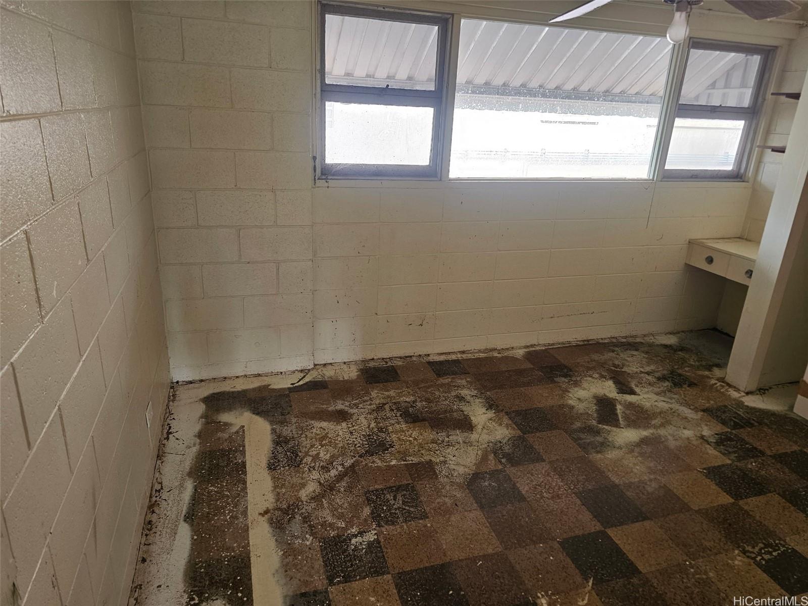 Alexander Gardens condo # 201, Honolulu, Hawaii - photo 6 of 10