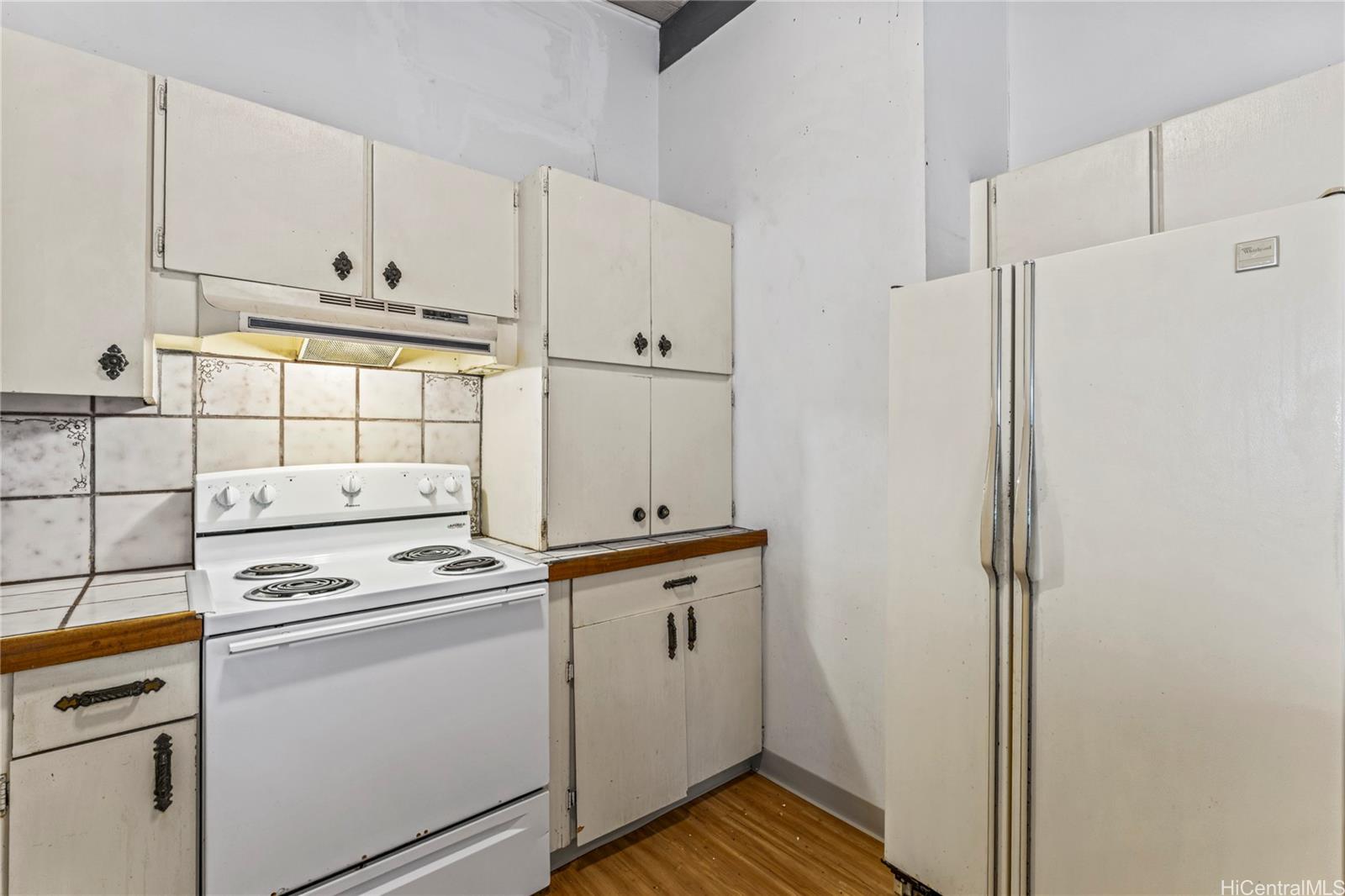 1427  Puanakau Street Foster Village, PearlCity home - photo 11 of 25