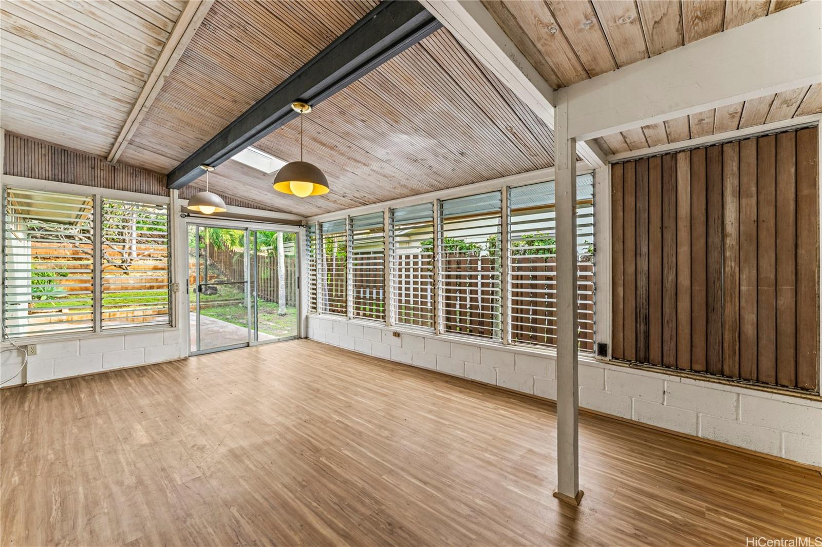 1427  Puanakau Street Foster Village, PearlCity home - photo 15 of 25