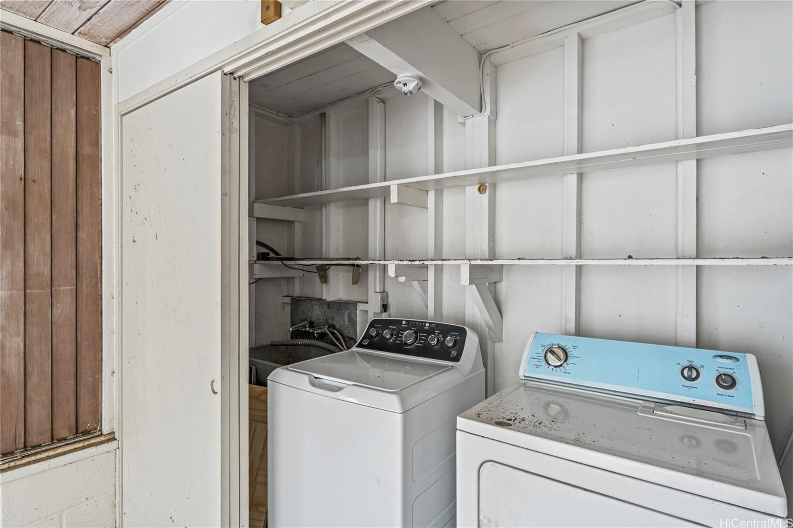 1427  Puanakau Street Foster Village, PearlCity home - photo 16 of 25