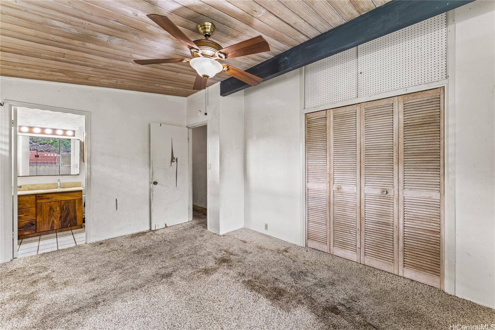 1427  Puanakau Street Foster Village, PearlCity home - photo 20 of 25