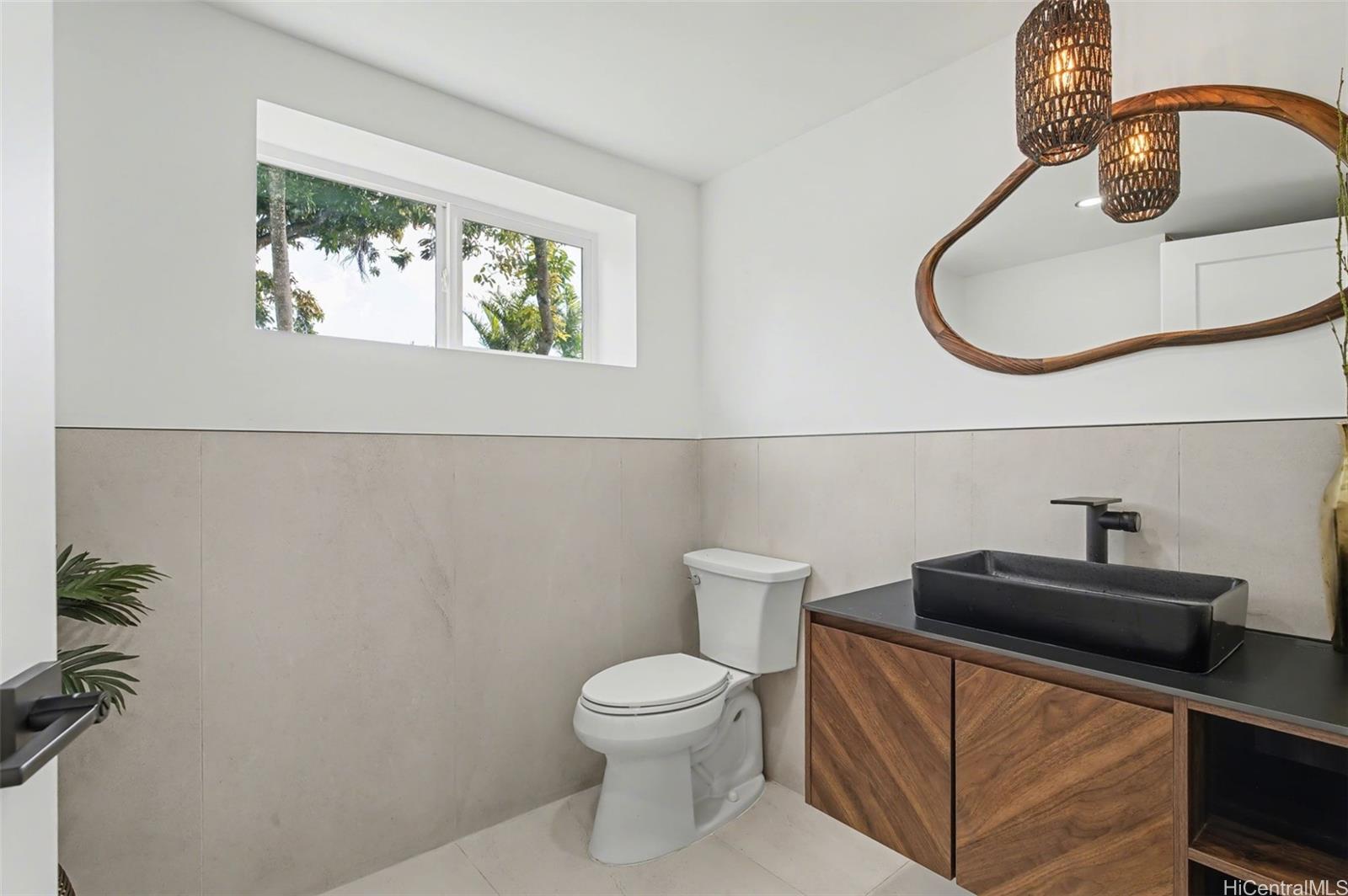 1430  Alewa Drive Alewa Heights, Honolulu home - photo 12 of 25