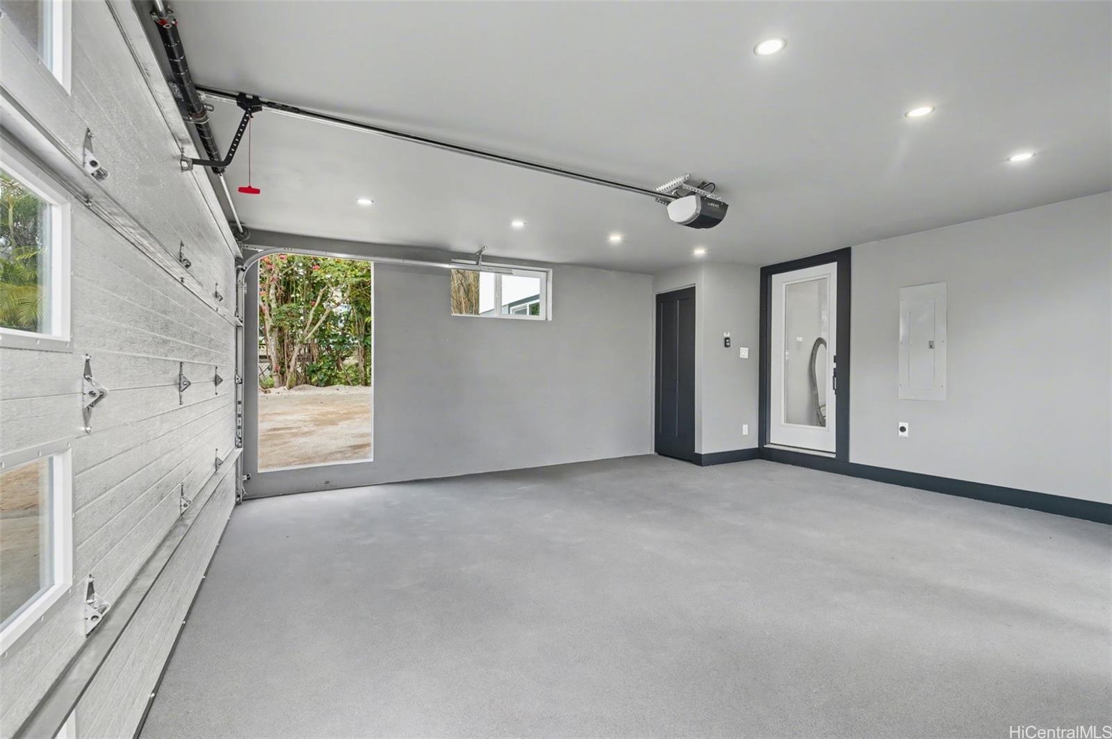 1430  Alewa Drive Alewa Heights, Honolulu home - photo 15 of 25