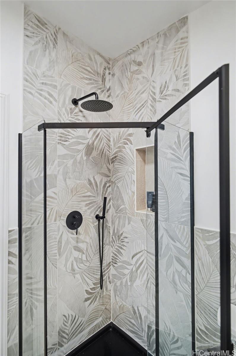 1430  Alewa Drive Alewa Heights, Honolulu home - photo 21 of 25