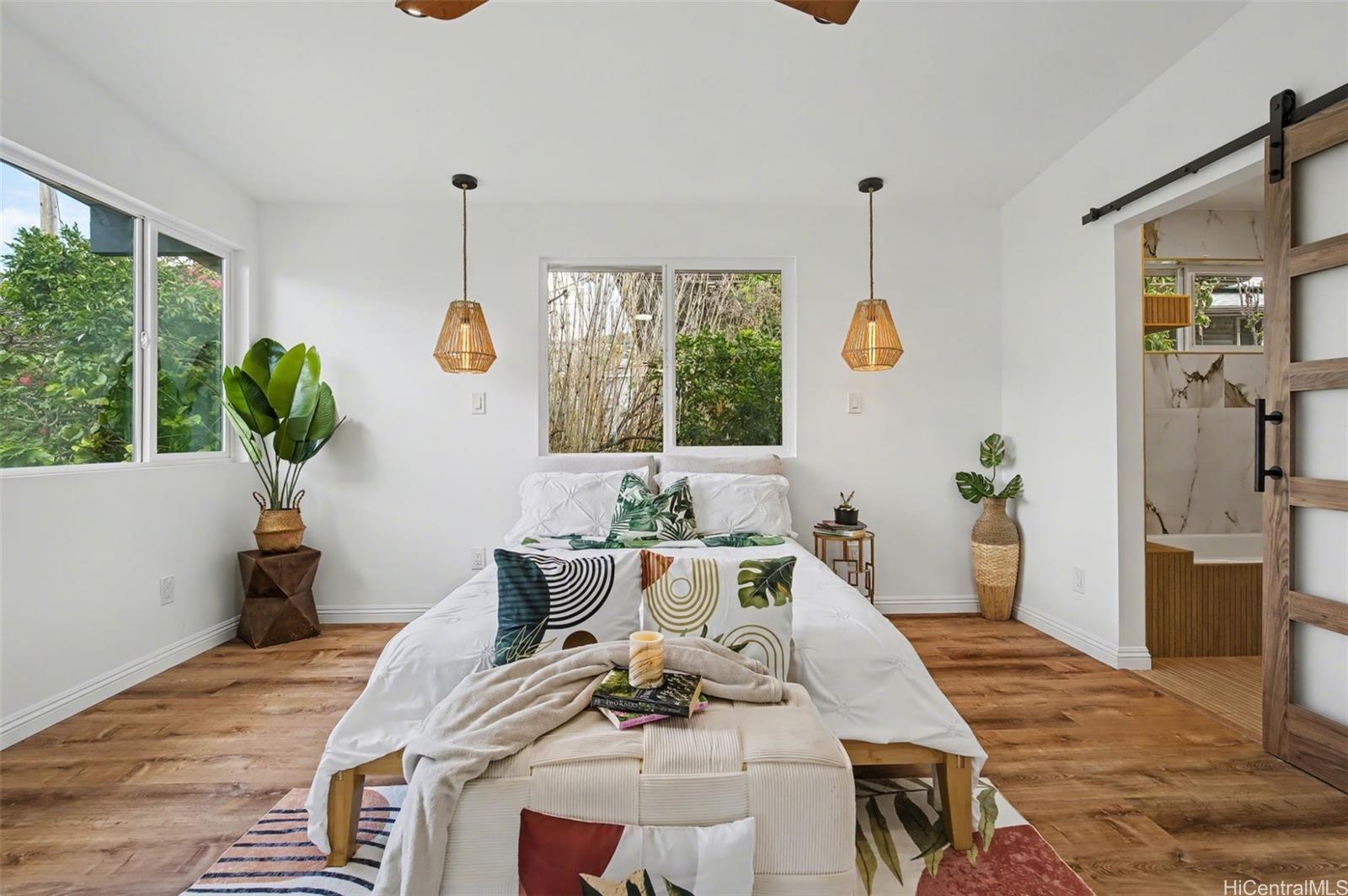 1430  Alewa Drive Alewa Heights, Honolulu home - photo 7 of 25