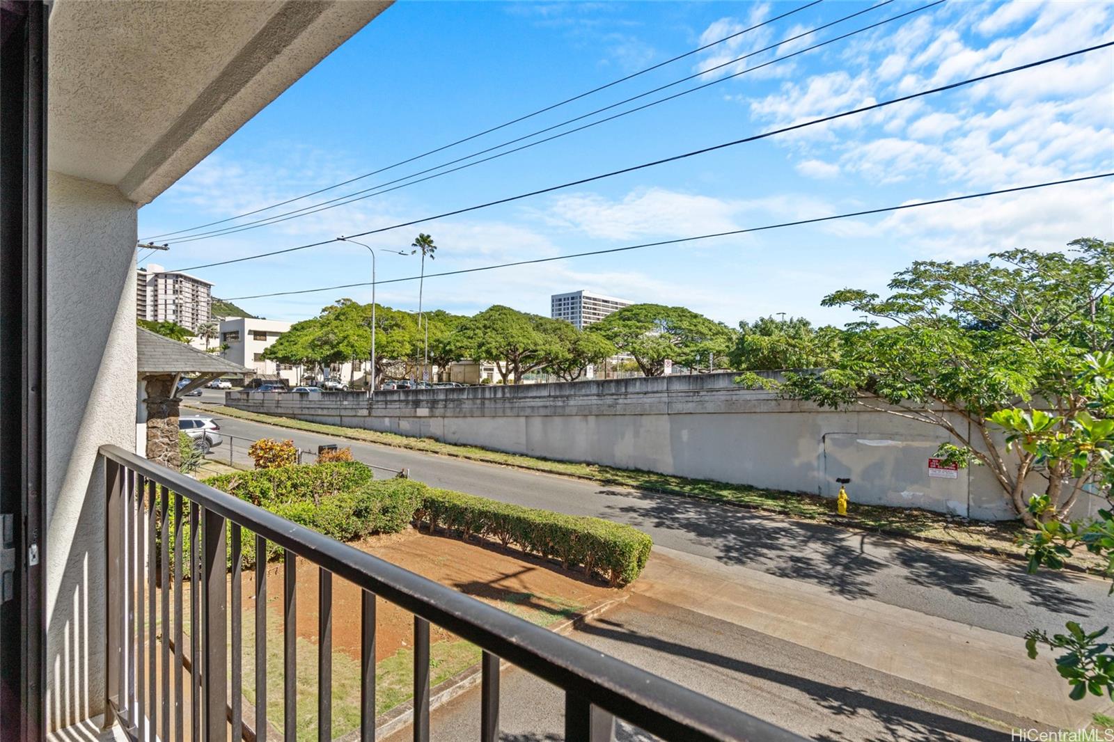 Makiki Parkside condo # 201, Honolulu, Hawaii - photo 20 of 25