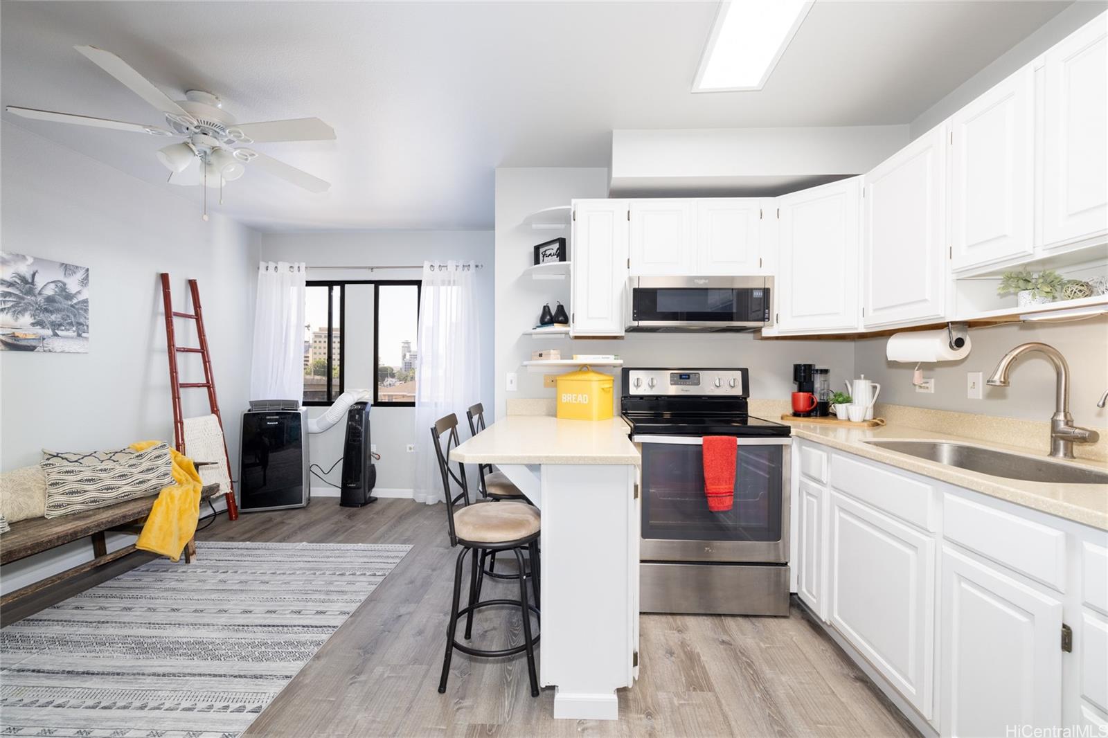 Makiki Parkside condo # 303, Honolulu, Hawaii - photo 7 of 23