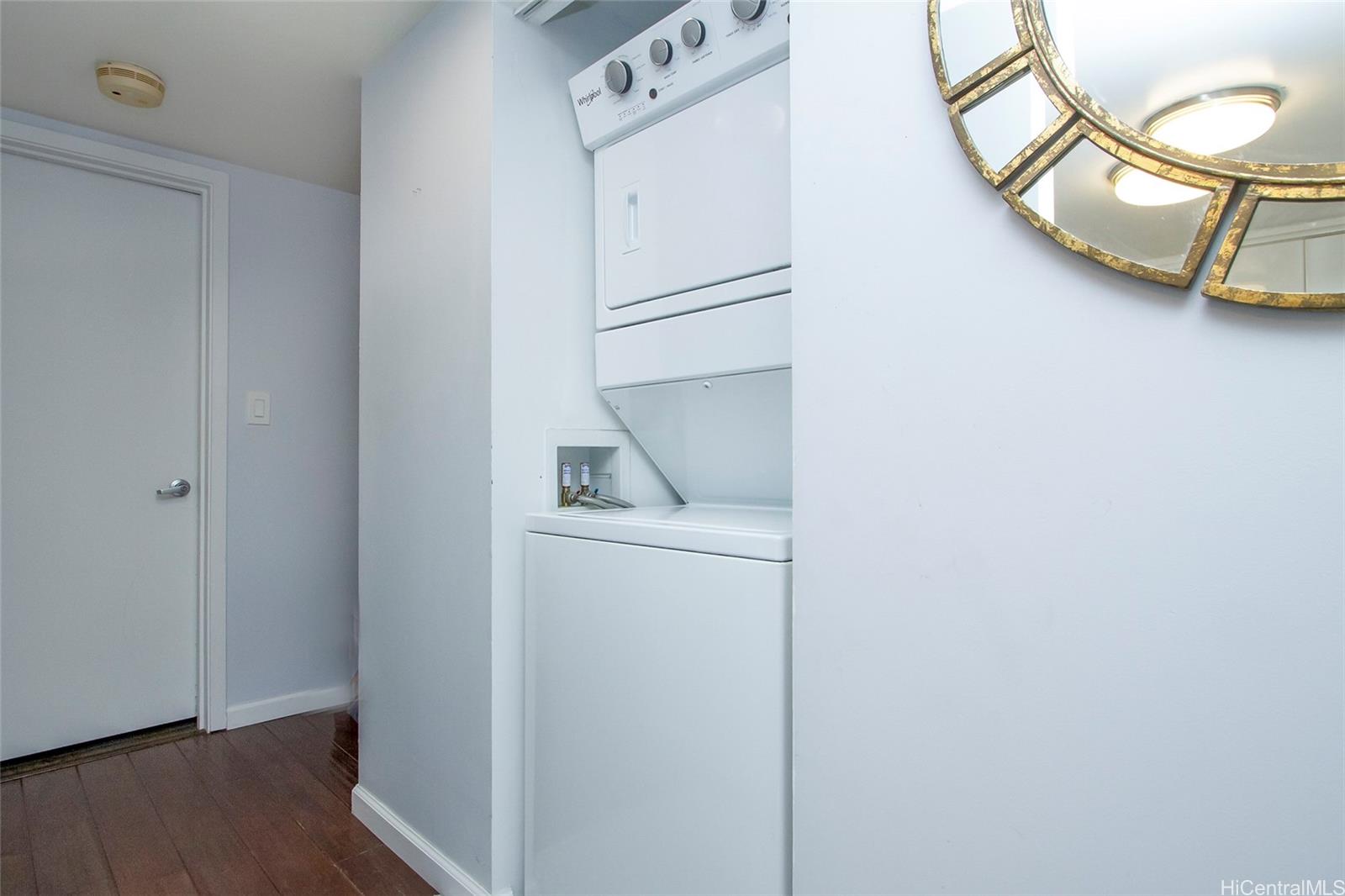 Fountains at Makiki condo # 309, Honolulu, Hawaii - photo 16 of 23