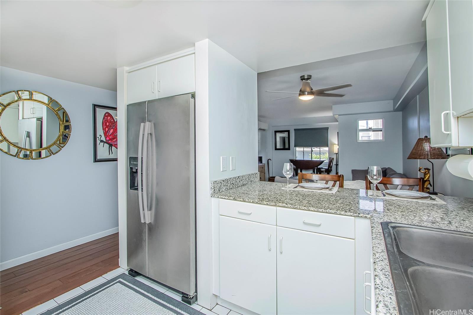 Fountains at Makiki condo # 309, Honolulu, Hawaii - photo 10 of 23