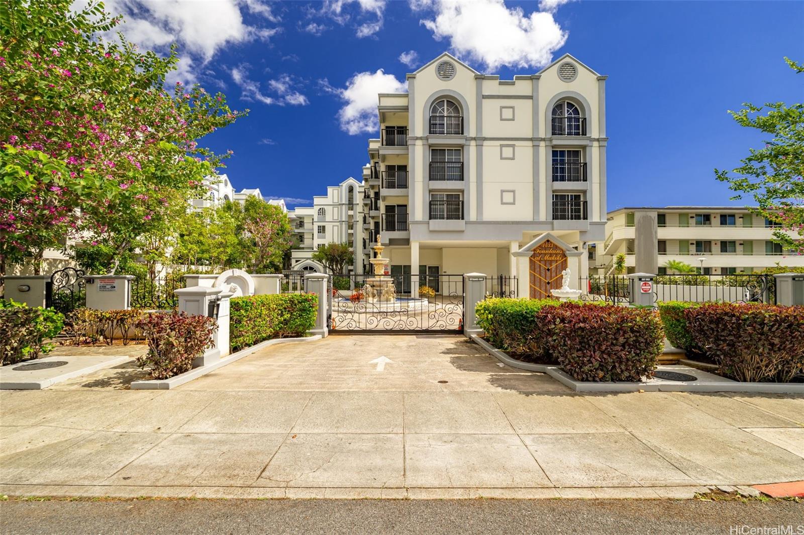 Fountains At Makiki condo # PH12, Honolulu, Hawaii - photo 25 of 25