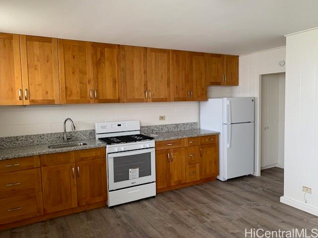 1433 Pensacola St Honolulu - Rental - photo 2 of 14