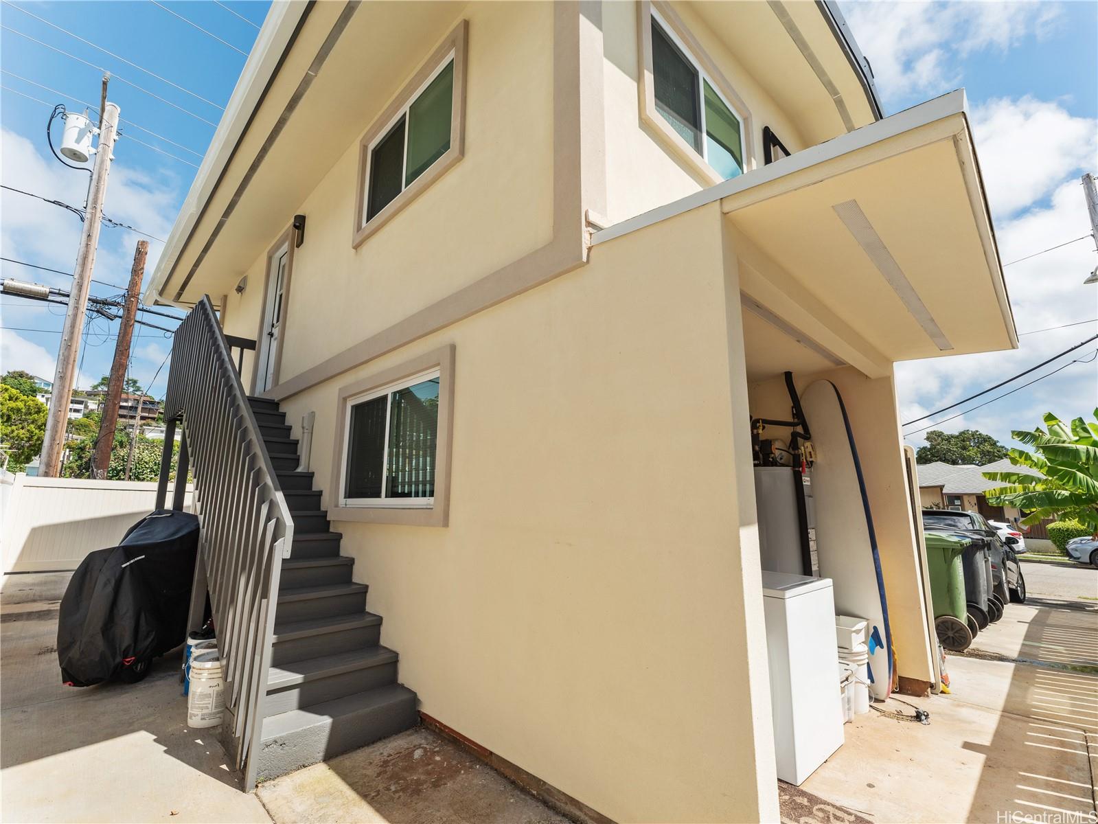1436  10th Ave Palolo, Diamond Head home - photo 21 of 24