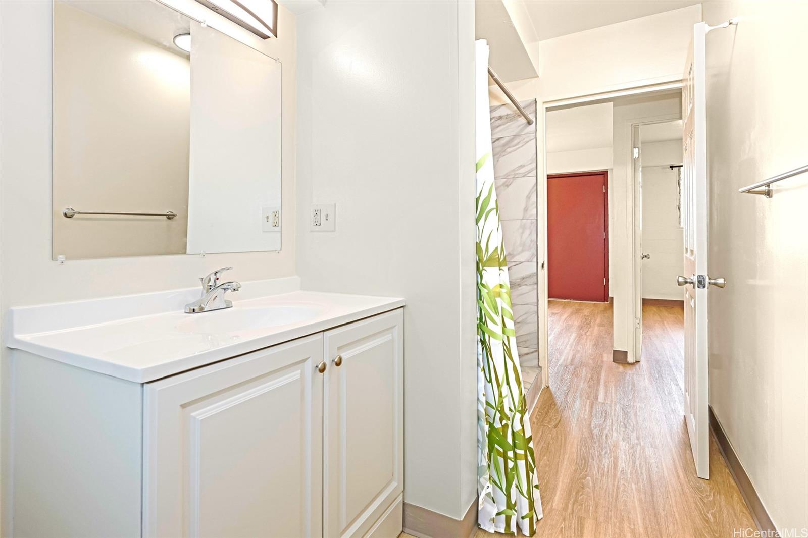 1438 Liliha Street Honolulu - Multi-family - photo 18 of 21