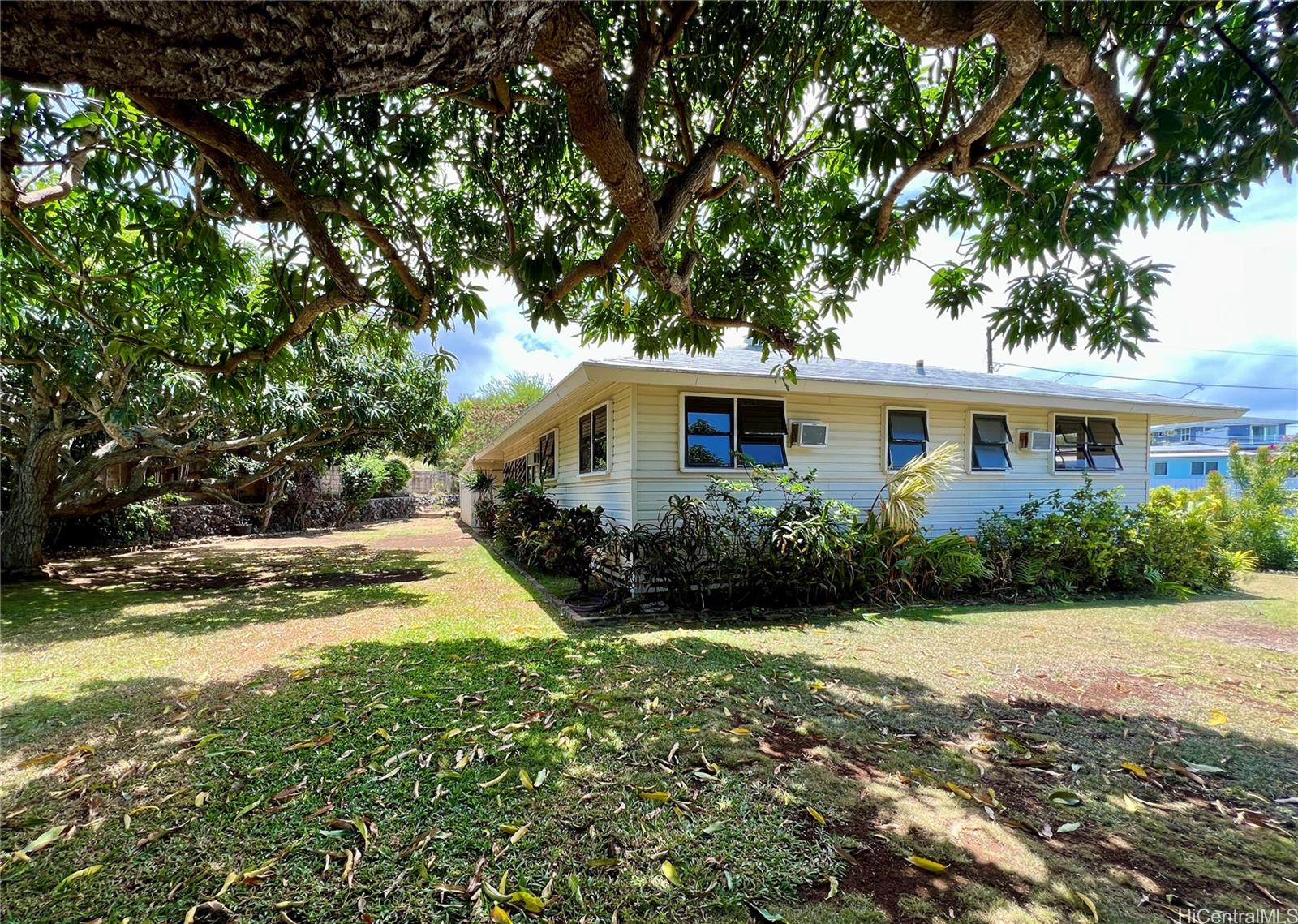1438  Mapuana Place Keolu Hills, Kailua home - photo 19 of 22