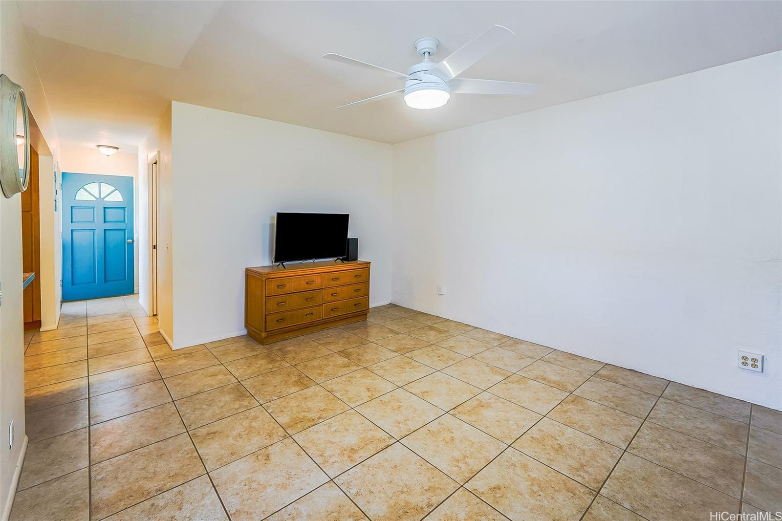 1439  Akuleana Place Enchanted Lake, Kailua home - photo 18 of 19