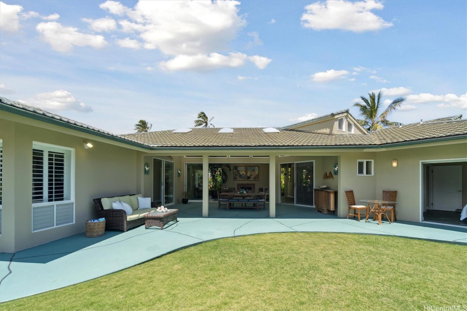 144  Kaimoani Way Beachside, Kailua home - photo 16 of 23